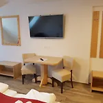 Gasperin 3* בוהין