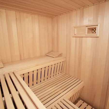 加斯佩林波欣酒店 酒店